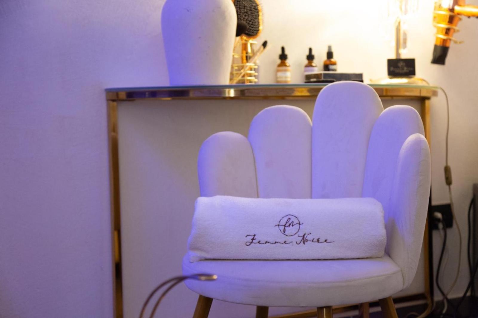 Femme Noir Luxury Spa Experience San Nicola La Strada Exterior foto